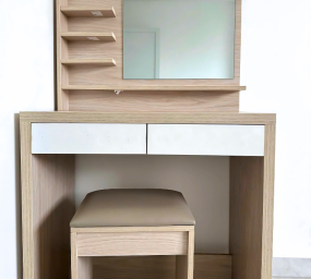 Sale bàn trang điểm giá gốc tại xưởng hàng new